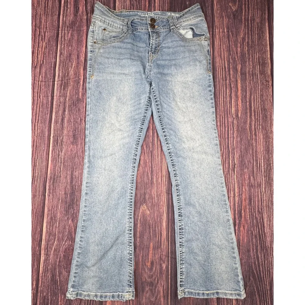 Wallflower these bootcut